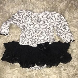 Baby glam onesie sz 6m